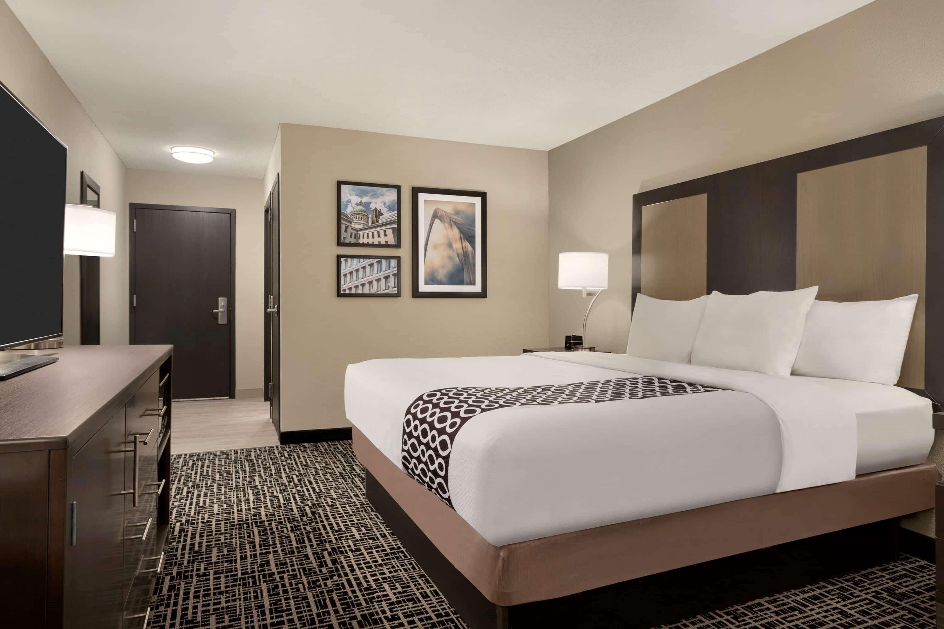 La Quinta Inn & Suites By Wyndham St Louis Route 66 Windsor Springs エクステリア 写真