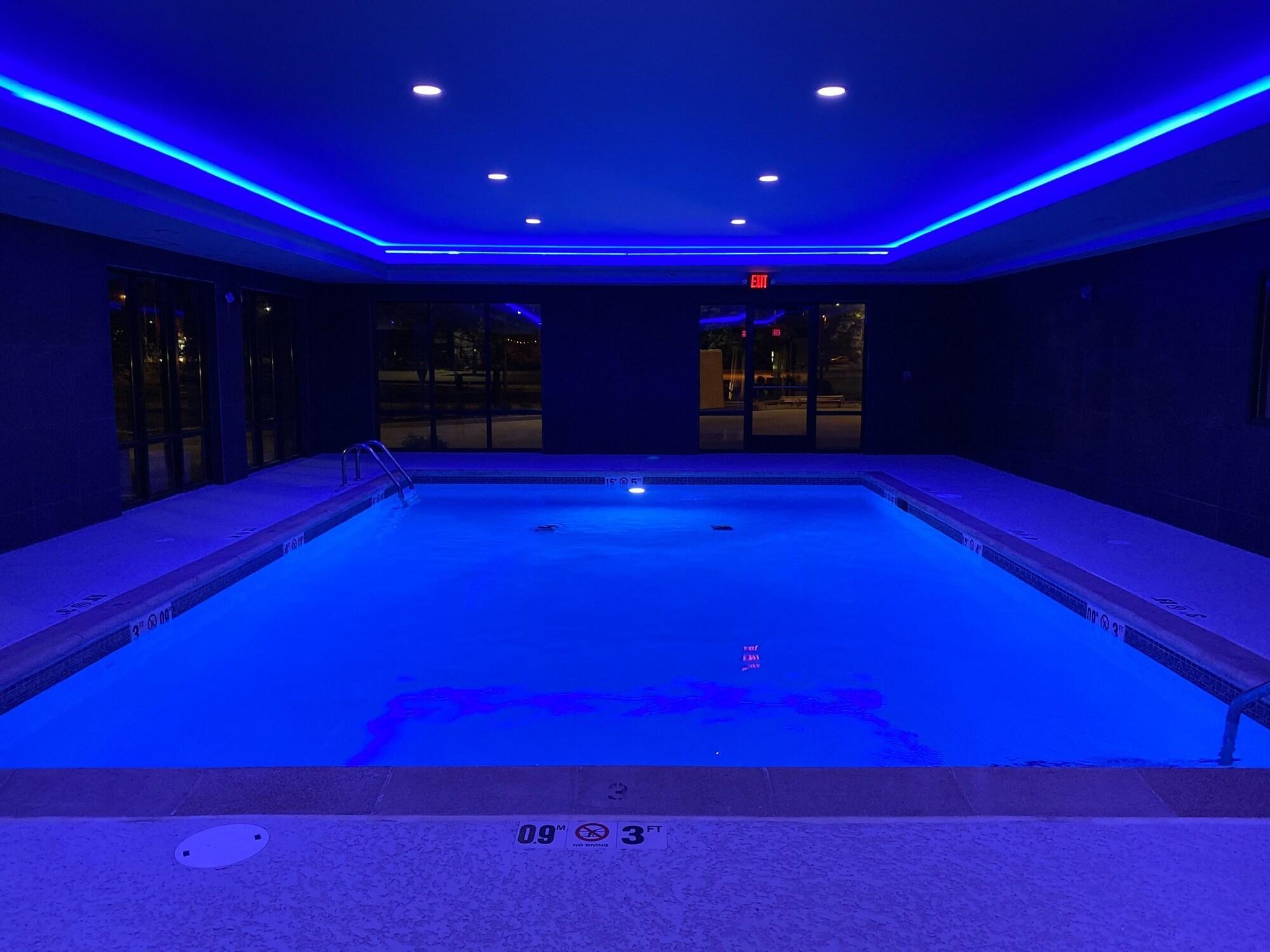 La Quinta Inn & Suites By Wyndham St Louis Route 66 Windsor Springs エクステリア 写真
